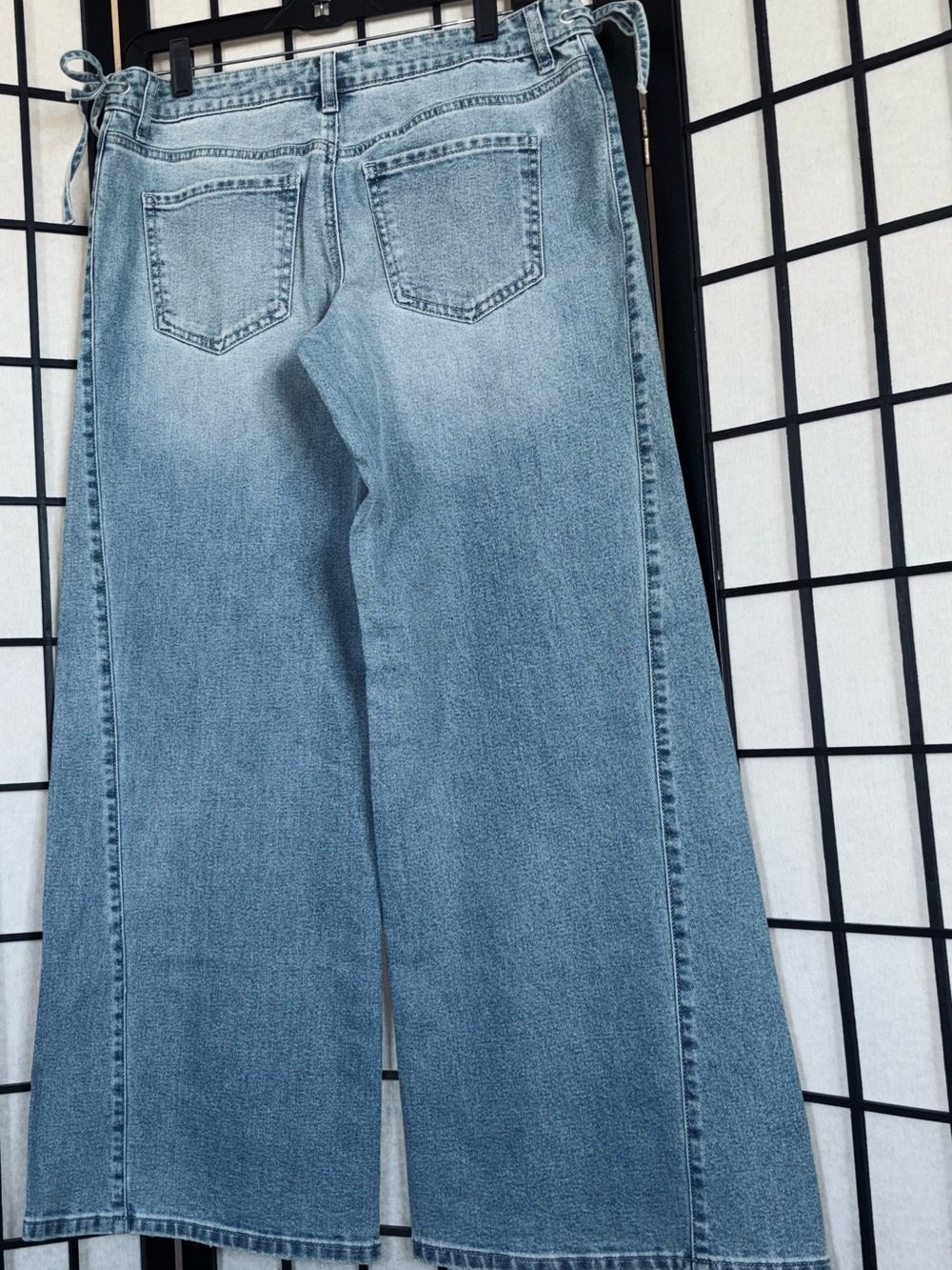 Celebrity Pink | Side Tie | Light Blue|  Wide Leg Jeans | Size: 7/28 * NWOT